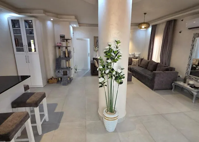 Casablanca Chalet